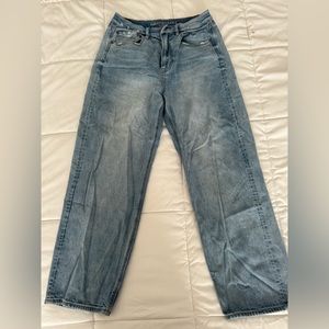 American Eagle Baggy Jeans
